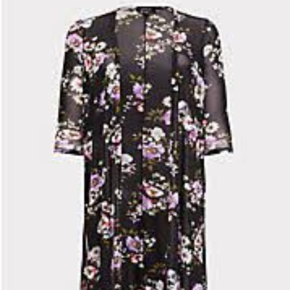 Torrid Size 1/2 Black Kimono with Skulls & Purple Flowers Mesh Netting Duster